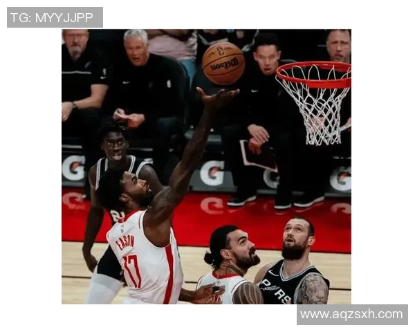 11月11日NBA焦点战马刺对决火箭两队全力争胜展现精彩对抗 11月11日NBA焦点战马刺对决火箭两队全力争胜展现精彩对抗