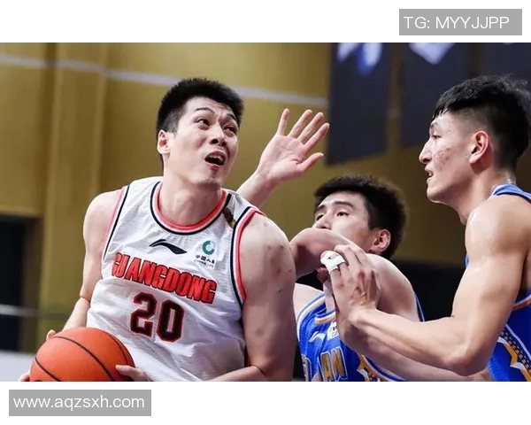 任骏飞领衔球队奋战新赛季展现拼搏精神与团队合作的决心与信念 任骏飞领衔球队奋战新赛季展现拼搏精神与团队合作的决心与信念