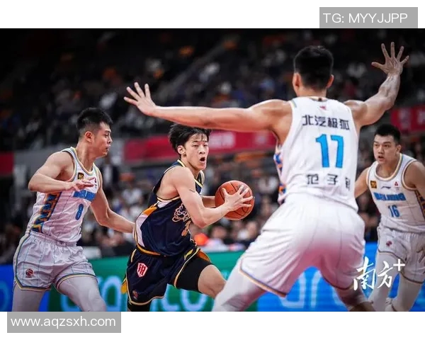 2015年CBA广东队与佛山队精彩对决回顾及赛后分析