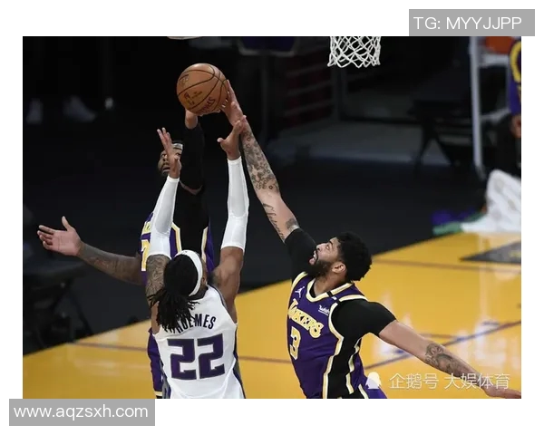 2015年魔术队与湖人队的精彩对决回顾与分析