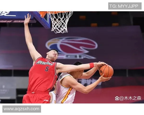 山东高速男篮迎战广厦队争夺CBA季后赛关键胜利的精彩对决