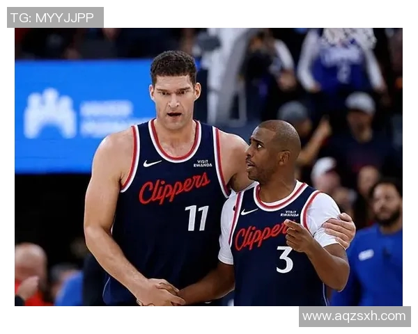 布鲁克洛佩斯：从篮下巨人到NBA全能战士的华丽转身