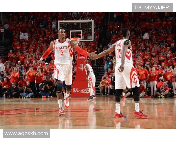 火箭队与快船队激战第5场谁能在季后赛中逆袭晋级决赛